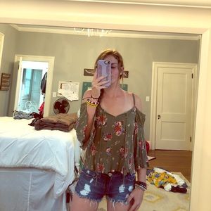 Green floral tanktop